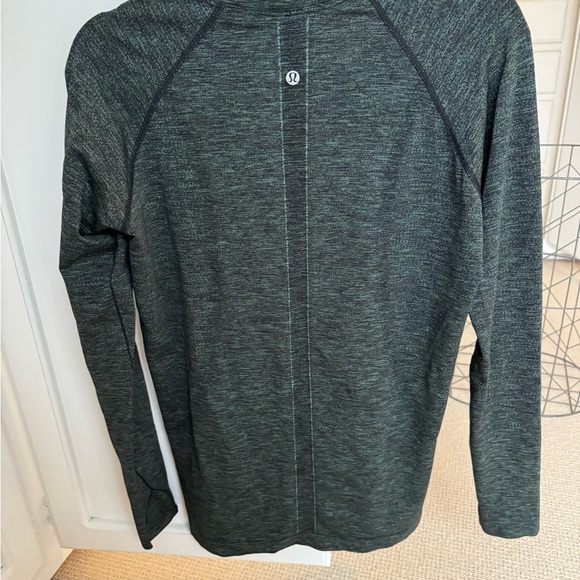Lululemon Swiftly Tech Long Sleeve - Picture 2 of 3